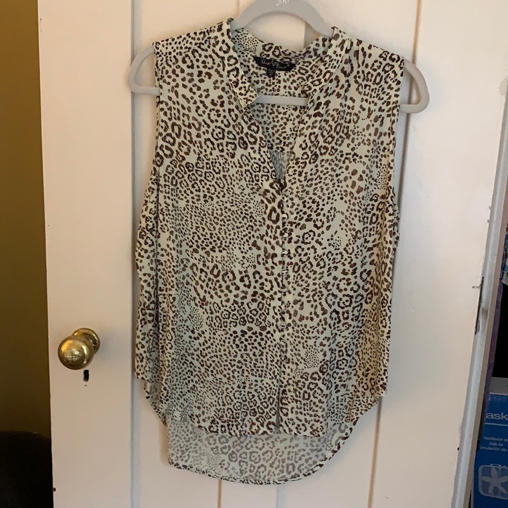 Velvet heart medium sleeveless blouse